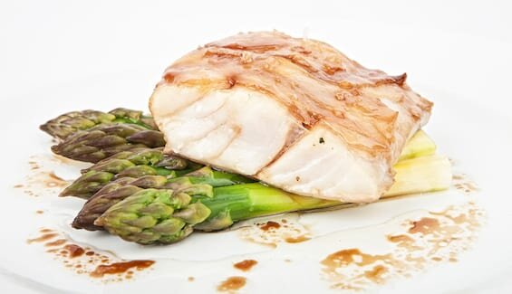 Oven-Baked Norwegian Saithe with Ginger and Asparagus