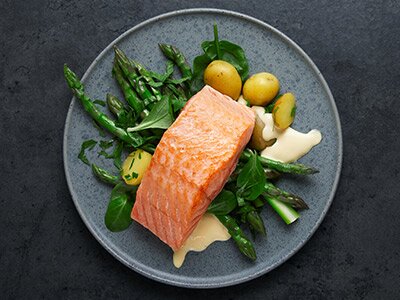 Panfried Norwegian salmon with green asparagus